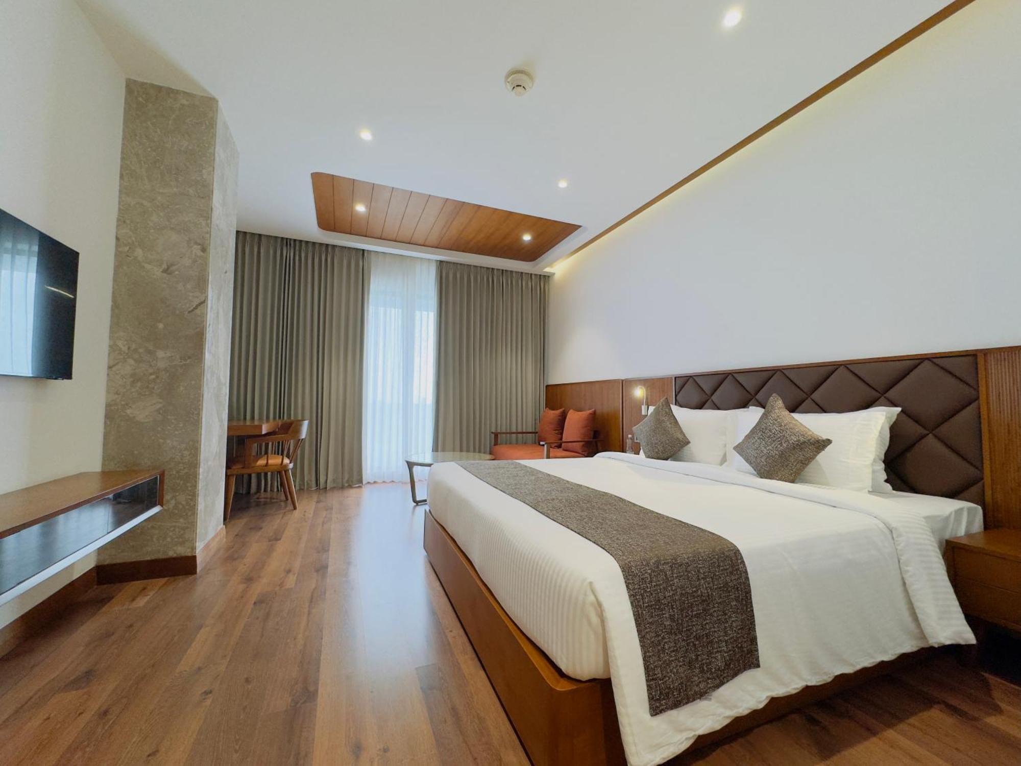 Gokulam Grand Kozhikode Hotel Bagian luar foto